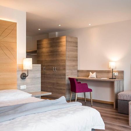 Roesslwirt Hotel Barbiano  Bagian luar foto