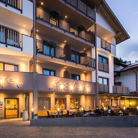 Roesslwirt Hotel Barbiano  Bagian luar foto