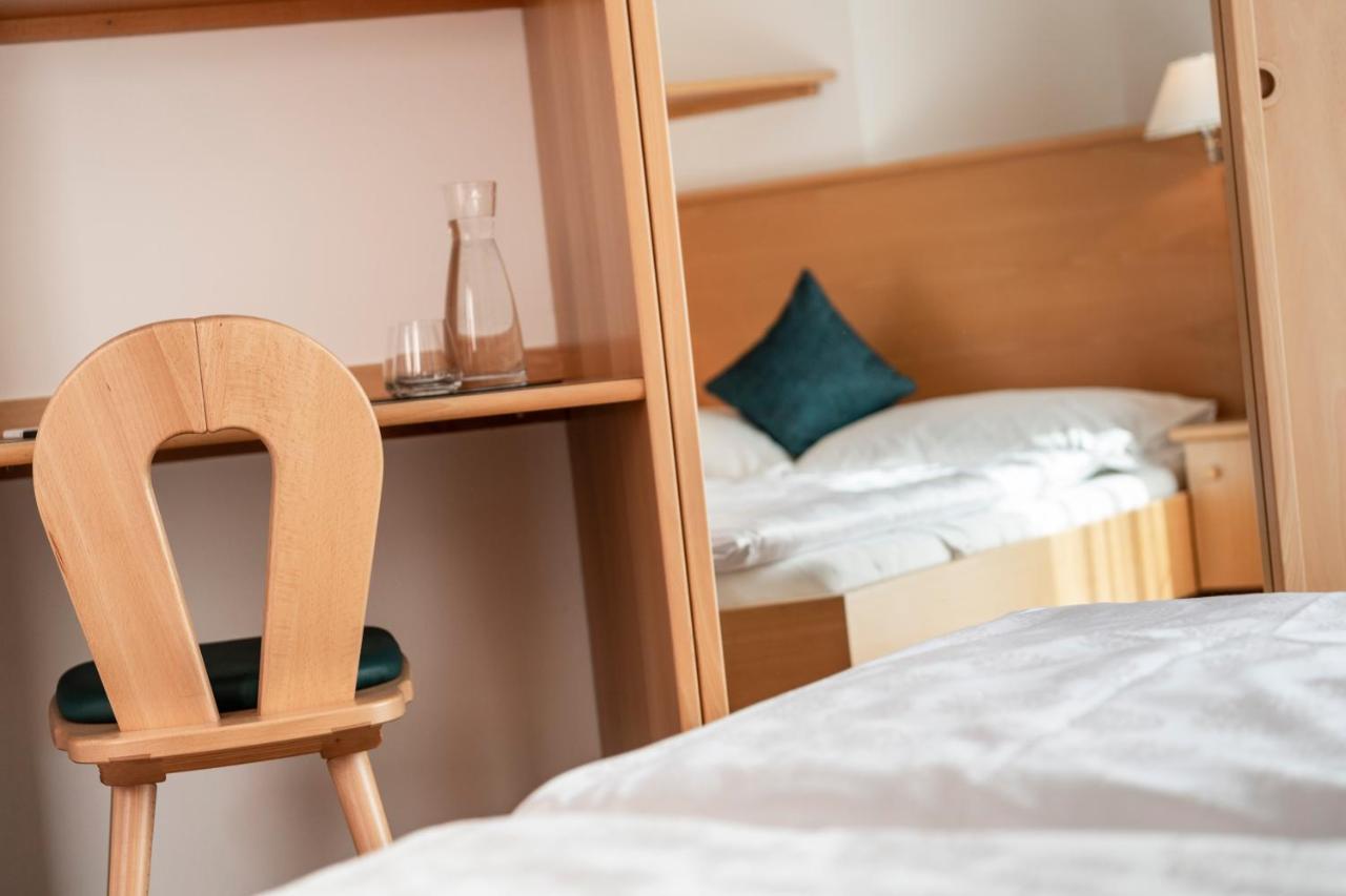 Roesslwirt Hotel Barbiano  Bagian luar foto